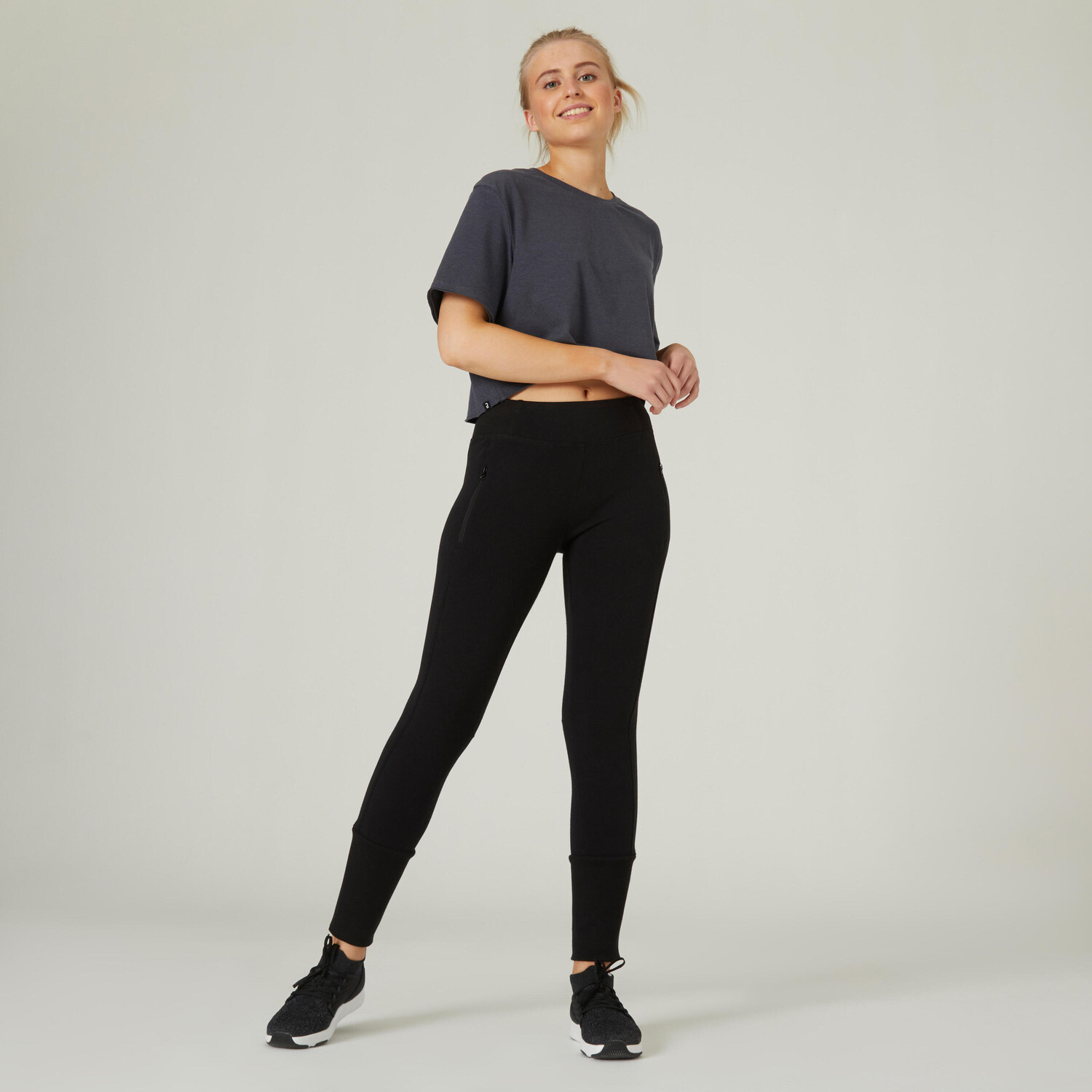 Спортивные штаны Fitness 540 облегающие с высоким содержанием хлопка мужские серые DOMYOS, ледяной серый
Спортивные штаны Fitness 540 облегающие с высоким содержанием хлопка мужские серые DOMYOS, ледяной серый