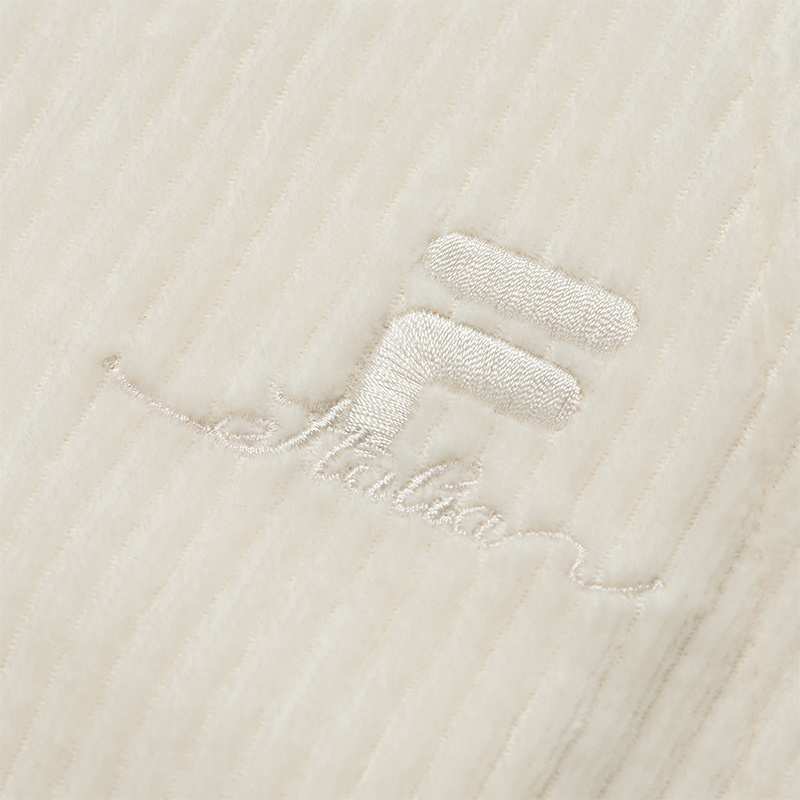 Свитшот женский пшенично-кремовый FILA FUSION
Свитшот женский пшенично-кремовый FILA FUSION