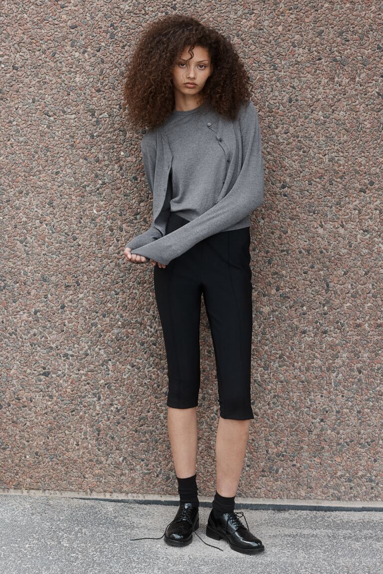 Футболка тонкой вязки H&M, серый
Футболка тонкой вязки H&M, серый