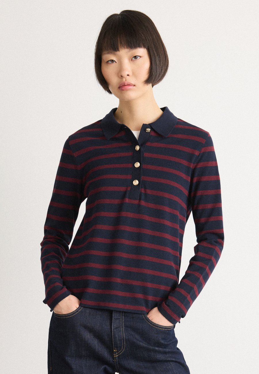 Поло GANT BRETON STRIPED, Evening Blue/Dark Blue
Поло GANT BRETON STRIPED, Evening Blue/Dark Blue