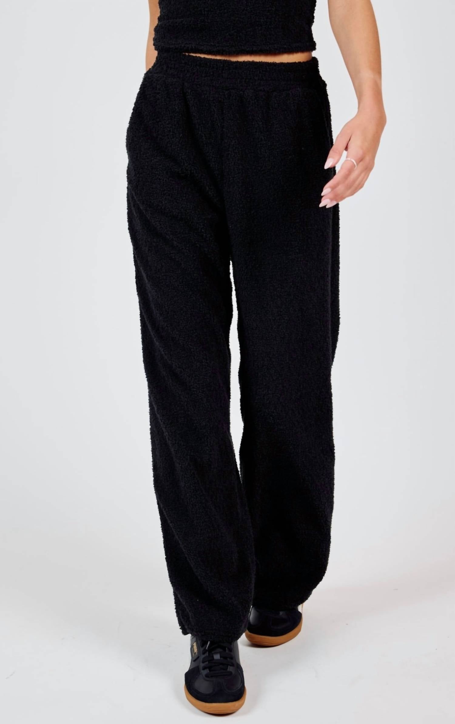 Mind You Уютные Широкие Брюки Черного Цвета Sadie & Sage
Mind You Уютные Широкие Брюки Черного Цвета Sadie & Sage