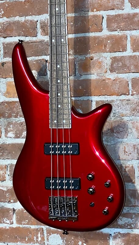 Jackson JS3 Spectra IV 2020 Metallic Red, поддержите традиционные музыкальные магазины и купите здесь!
Jackson JS3 Spectra IV 2020 Metallic Red, поддержите традиционные музыкальные магазины и купите здесь!
