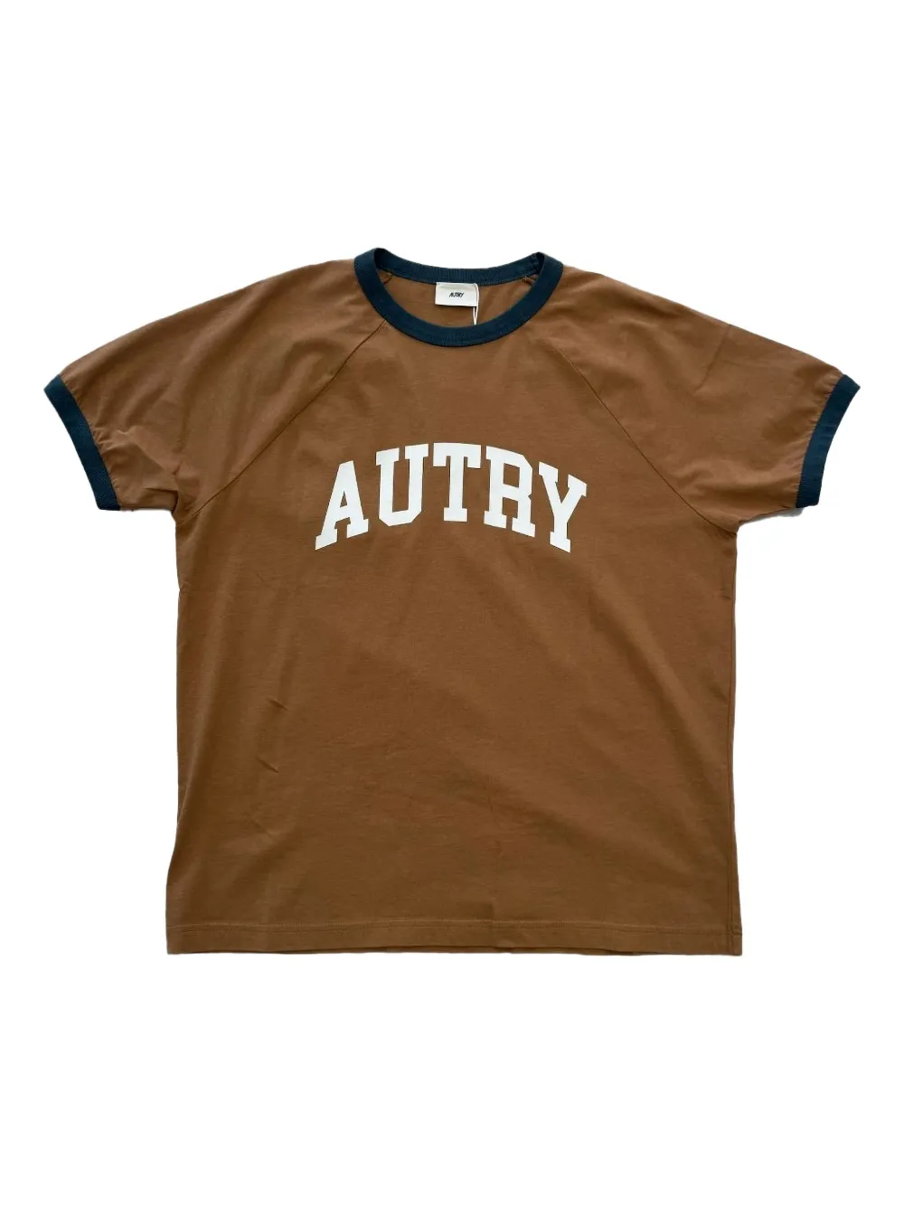 Футболка Ringer с рукавами реглан AUTRY, коричневый
Футболка Ringer с рукавами реглан AUTRY, коричневый