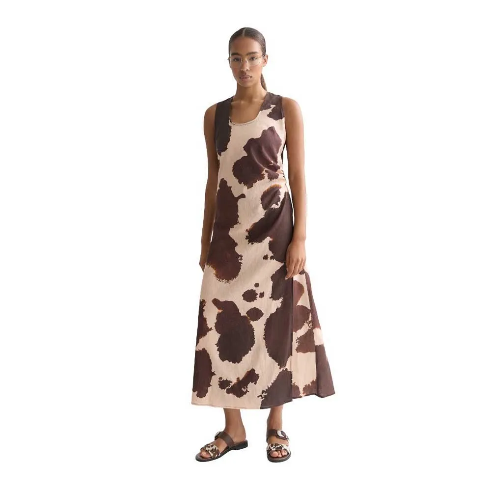 Платье-миди без рукавов Scotch & Soda UFU01442T из льна, коричневый
Платье-миди без рукавов Scotch & Soda UFU01442T из льна, коричневый