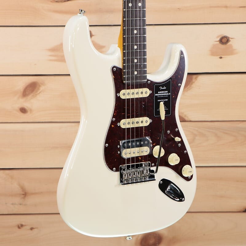 Fender American Professional II Stratocaster — олимпийский белый — US22176943
Fender American Professional II Stratocaster — олимпийский белый — US22176943