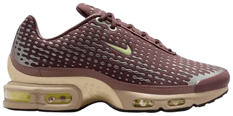 Кроссовки Kylian Mbappé x Nike Air Max Plus VII, коричневый
Кроссовки Kylian Mbappé x Nike Air Max Plus VII, коричневый