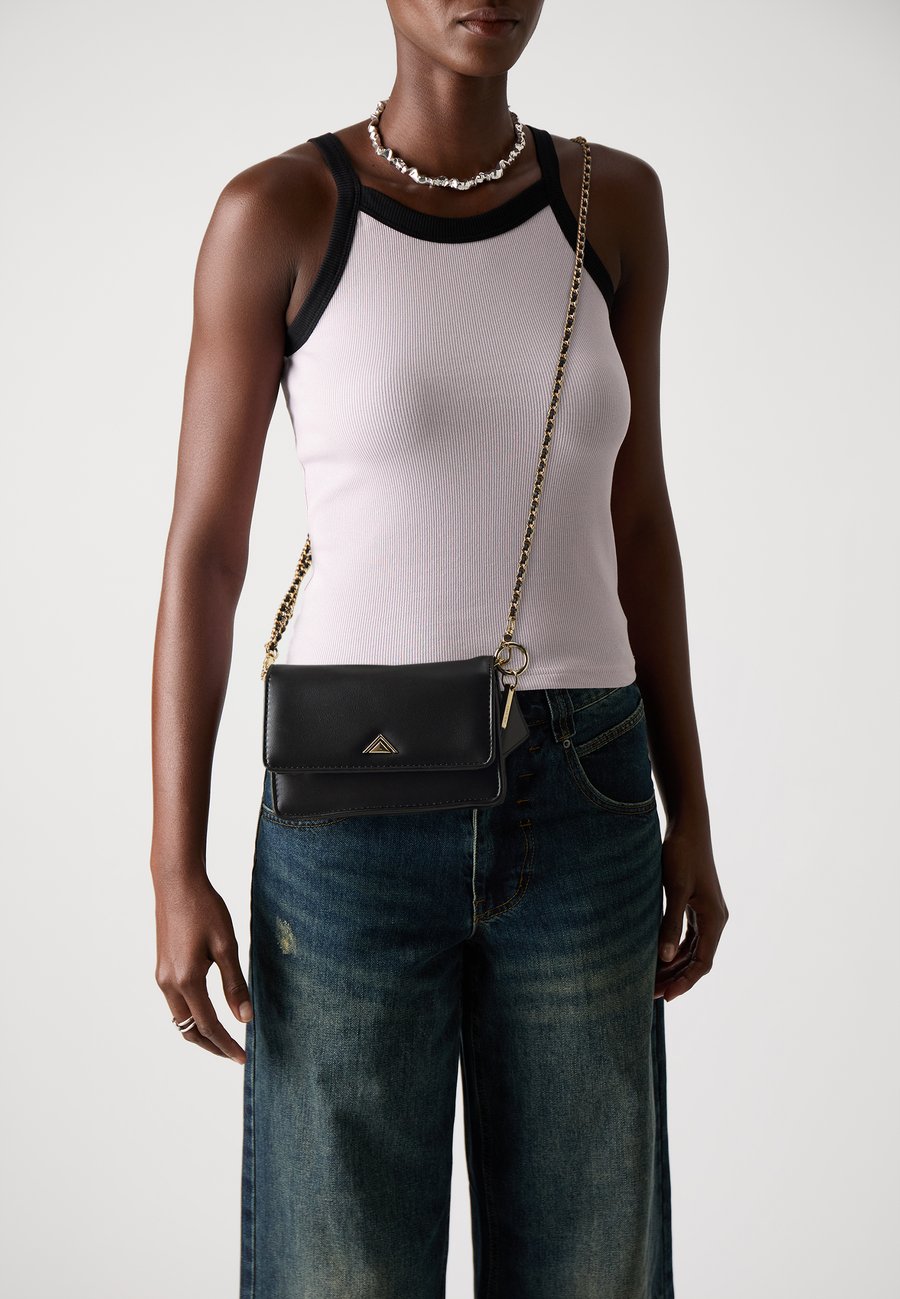 Сумка кросс-боди ALDO FIT EVERYTHING, Black
Сумка кросс-боди ALDO FIT EVERYTHING, Black