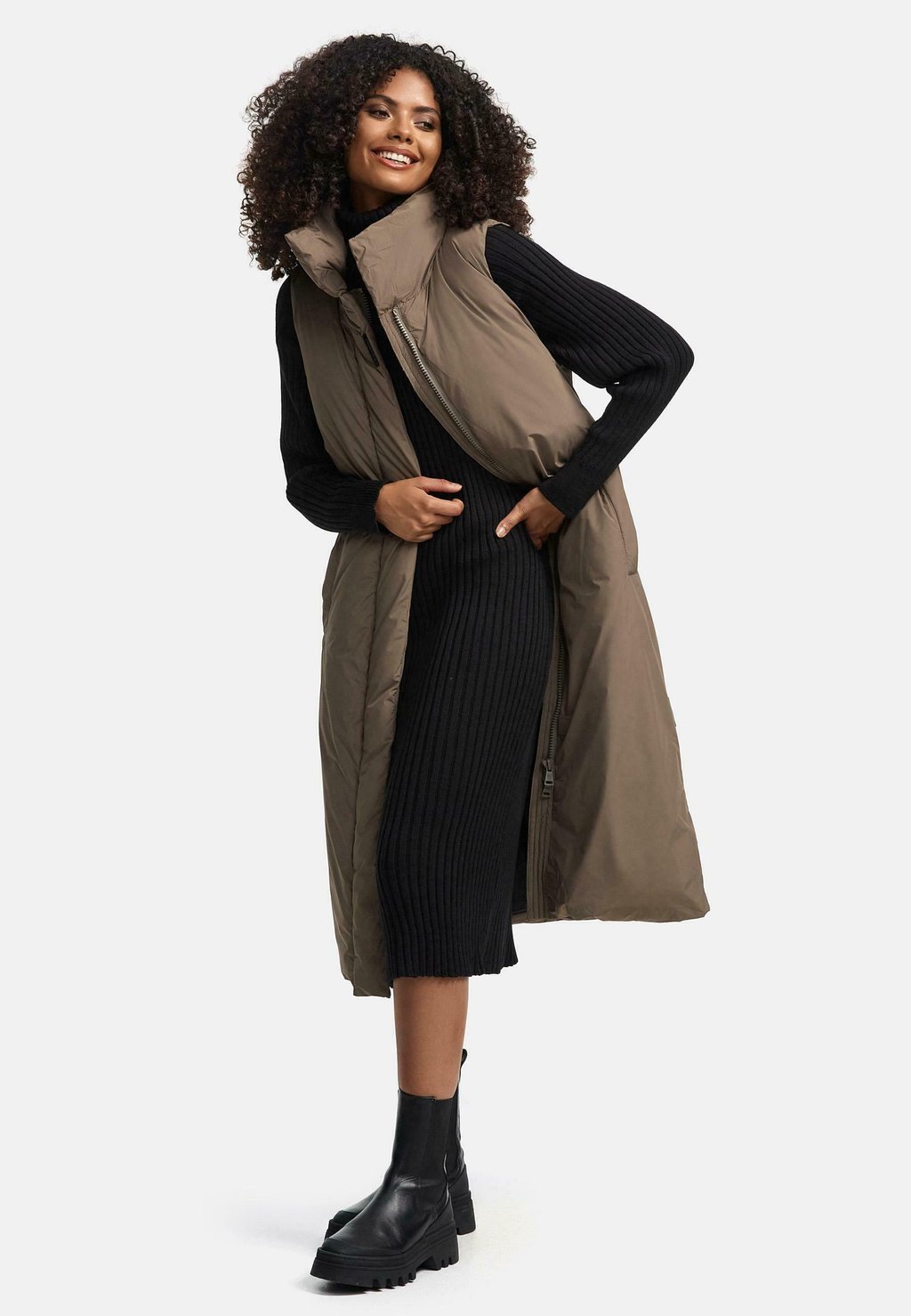 Жилет ABENDLIED XIV Navahoo, светло-коричневый
Жилет ABENDLIED XIV Navahoo, светло-коричневый