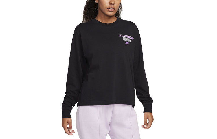 Футболка женская черная Nike
Футболка женская черная Nike