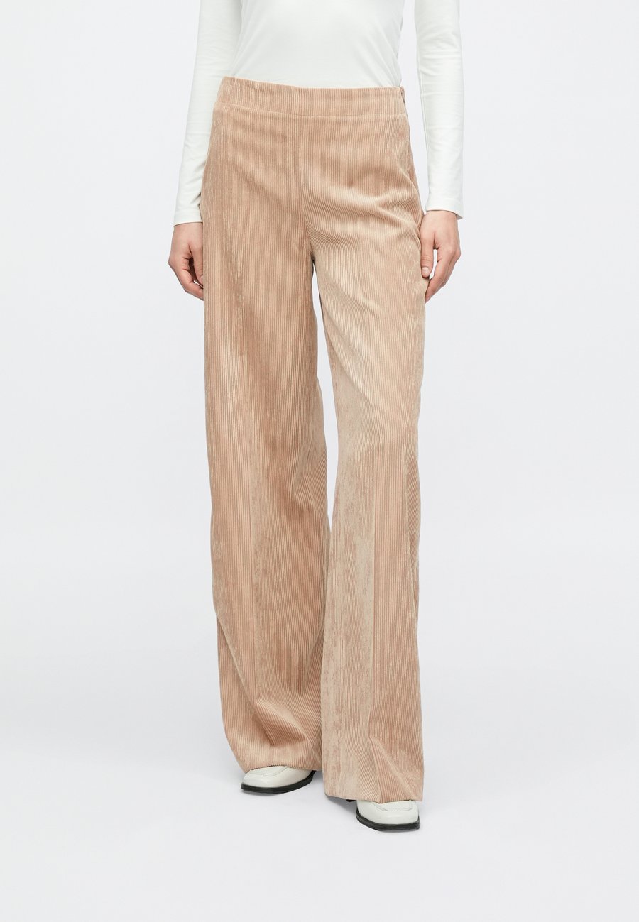 Брюки DRYKORN BEFORE, Orange/Tan
Брюки DRYKORN BEFORE, Orange/Tan