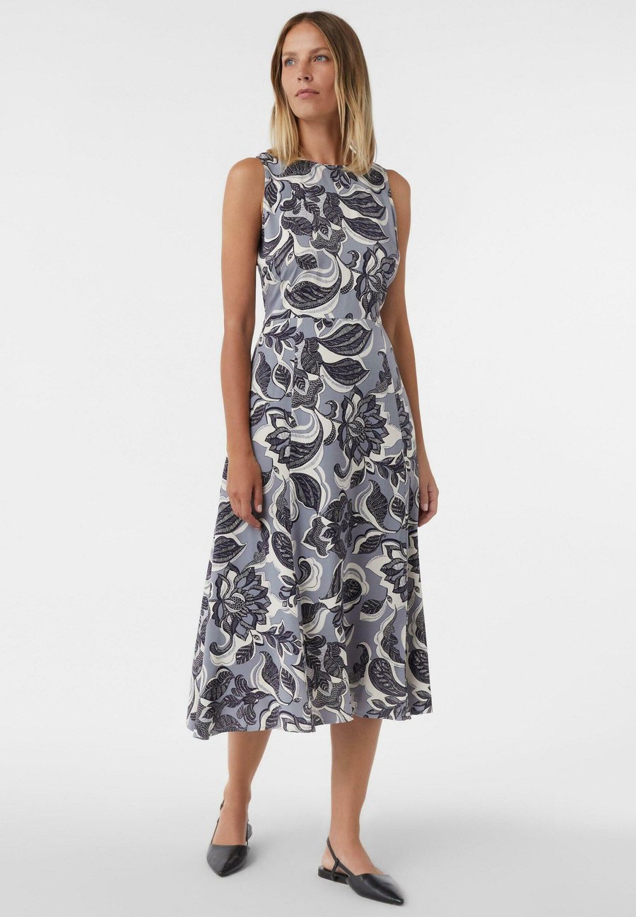 Платье comma Day dress, Blau/Blue
Платье comma Day dress, Blau/Blue