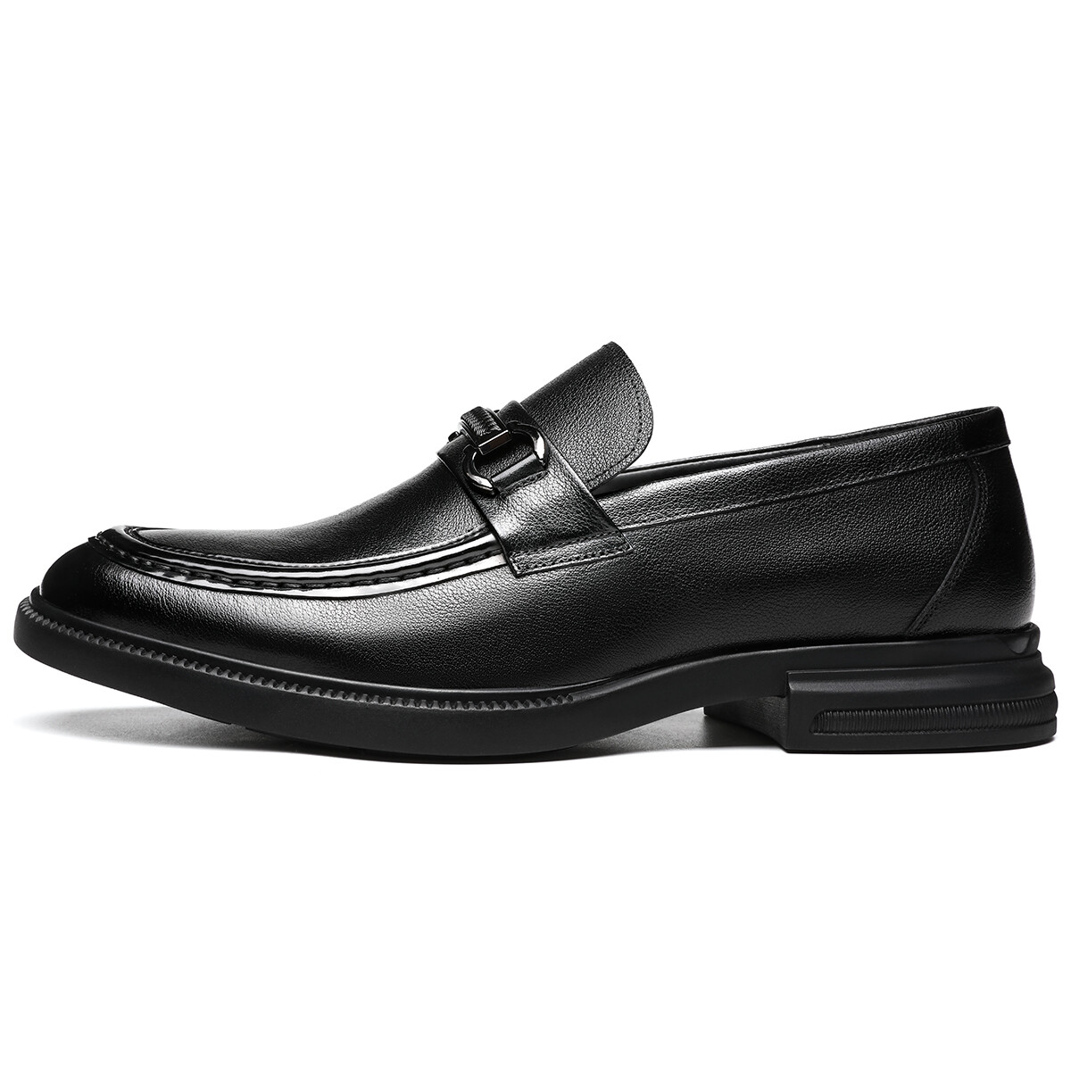 Туфли мужские низкие черный Fapai
Туфли мужские низкие черный Fapai