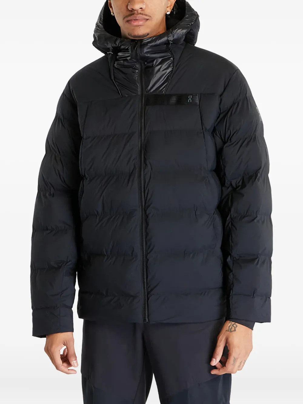 Пуховик с капюшоном CHALLENGER, черный
Пуховик с капюшоном CHALLENGER, черный