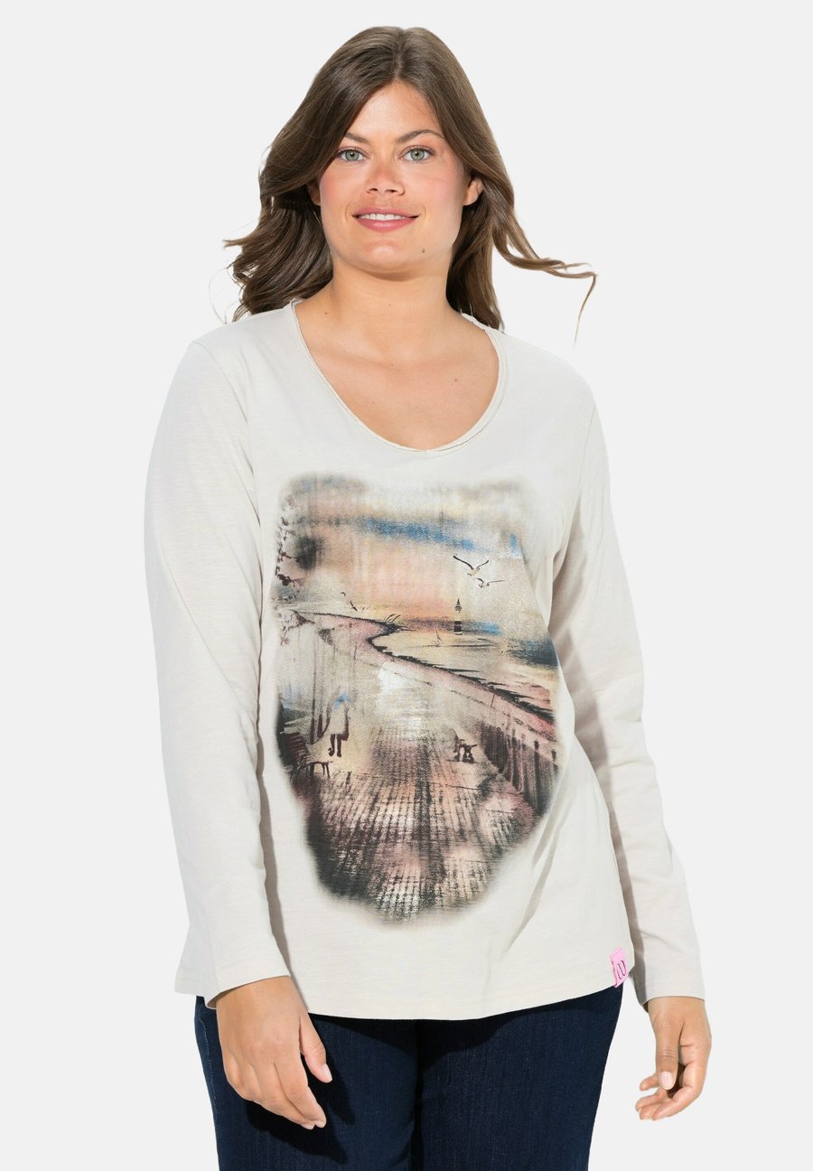 Топ LAURASØN BEACHY SUNSET GRAPHIC , Grey/Beige/Grey
Топ LAURASØN BEACHY SUNSET GRAPHIC , Grey/Beige/Grey