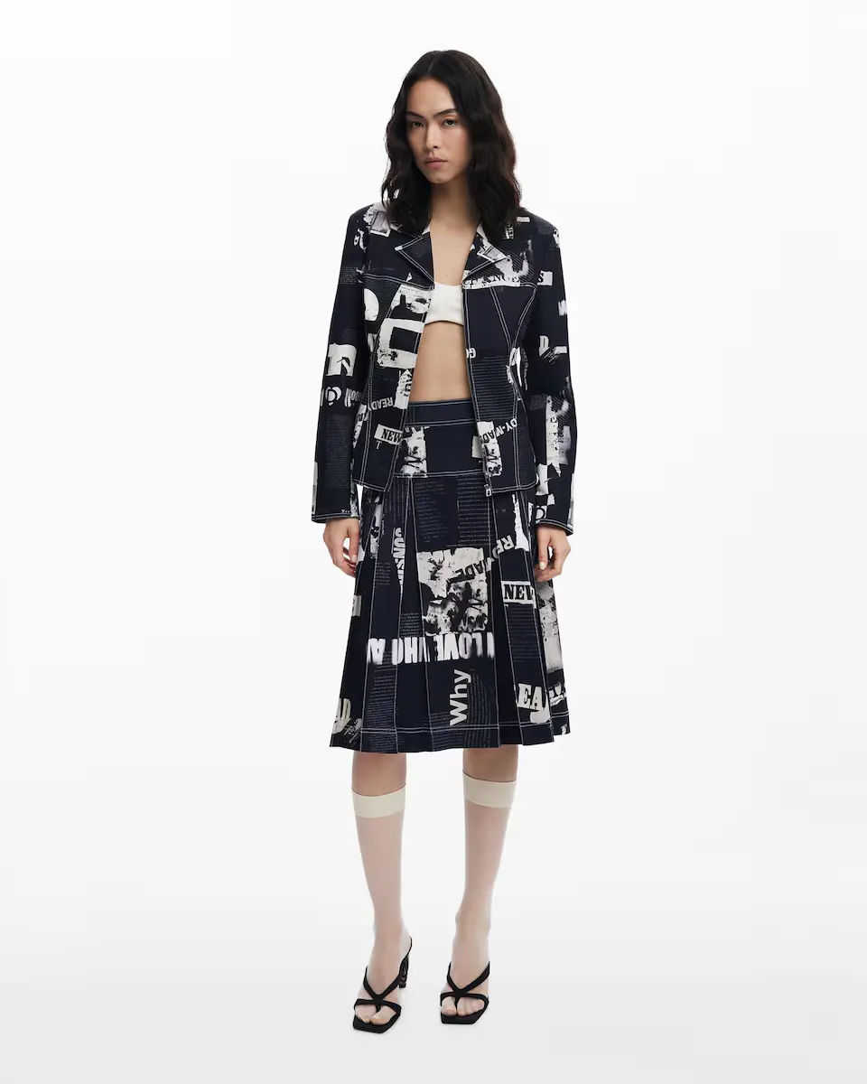 Юбка миди плиссе в газетный принт Desigual, черный
Юбка миди плиссе в газетный принт Desigual, черный