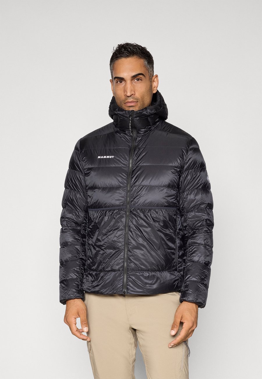 Куртка Mammut BROAD PEAK PRO HOODED JACKET MEN, Black
Куртка Mammut BROAD PEAK PRO HOODED JACKET MEN, Black