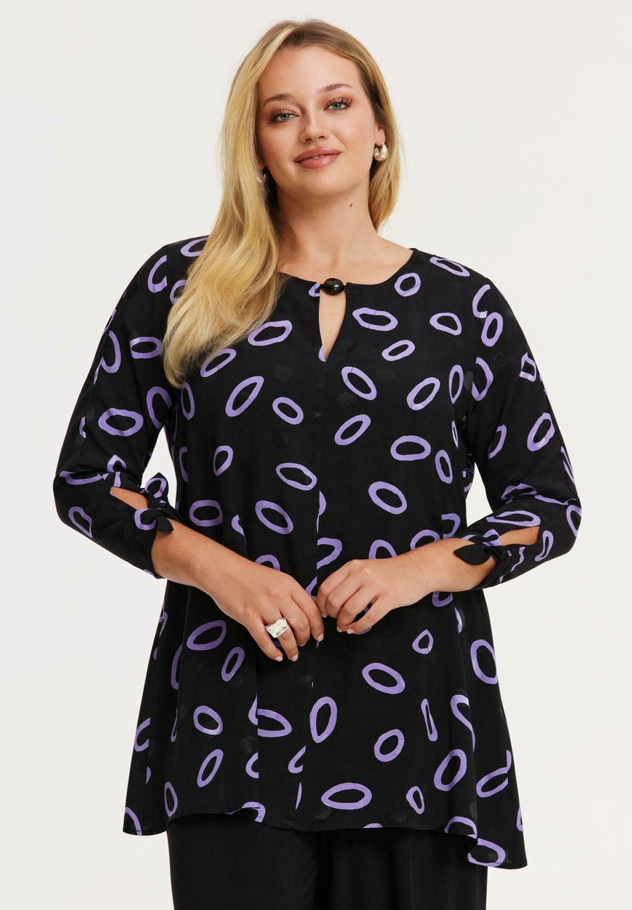 Блуза YOEK Blouse, Black
Блуза YOEK Blouse, Black