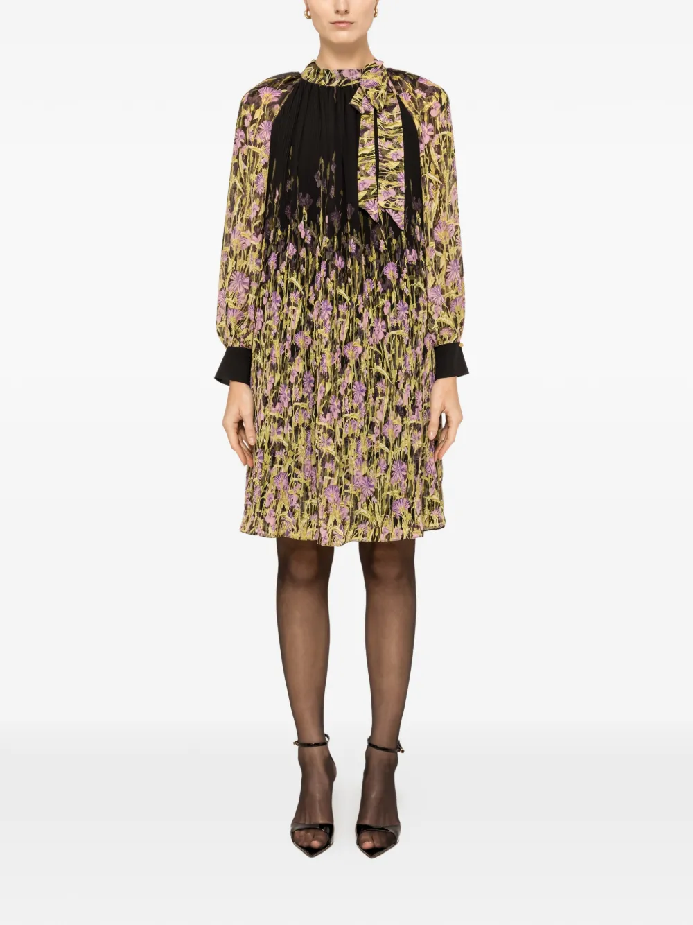 Плиссированное мини-платье с цветочным принтом Nissa, черный
Плиссированное мини-платье с цветочным принтом Nissa, черный