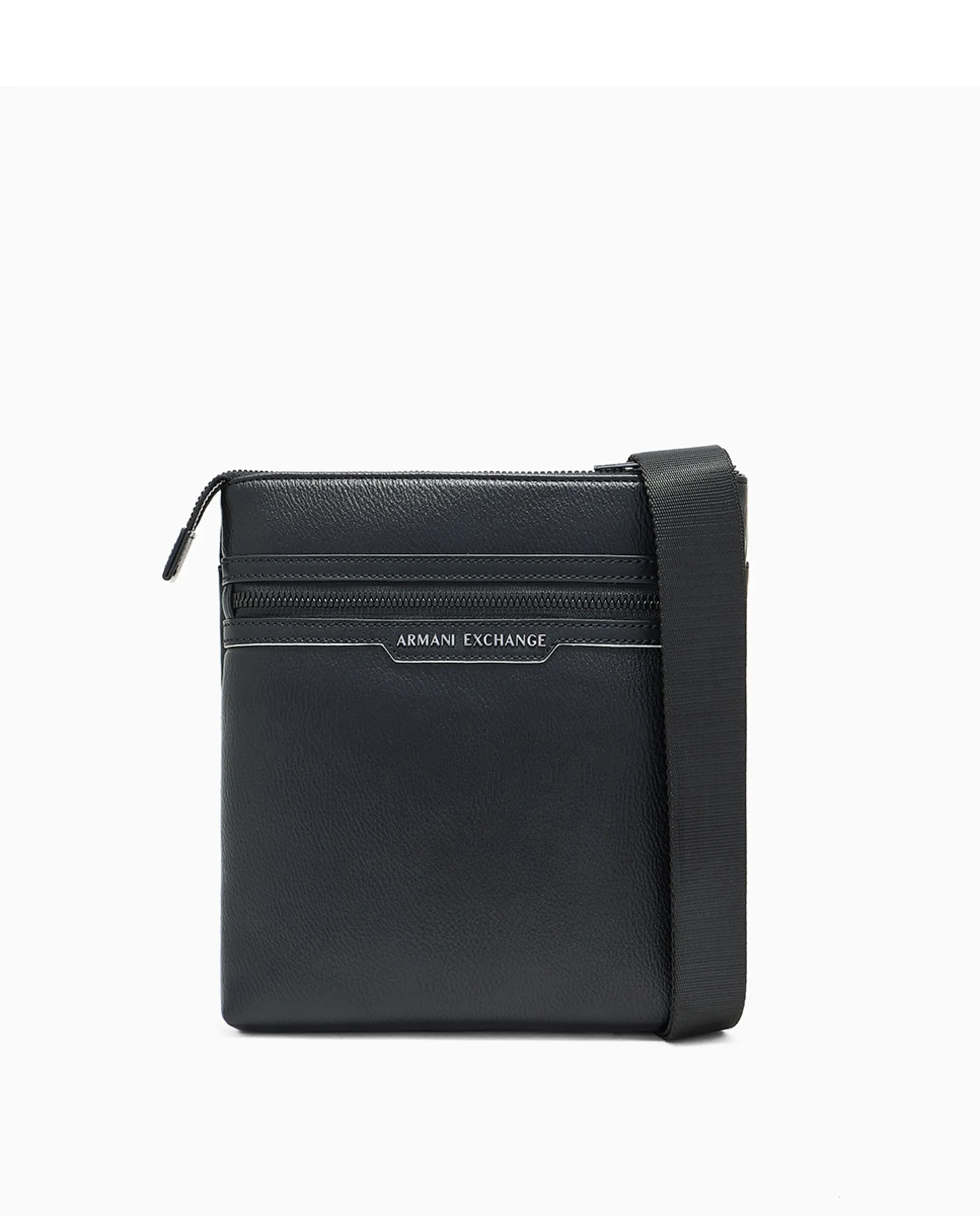 Мужская плоская сумка-бандо с двойным карманом Armani Exchange, черный
Мужская плоская сумка-бандо с двойным карманом Armani Exchange, черный