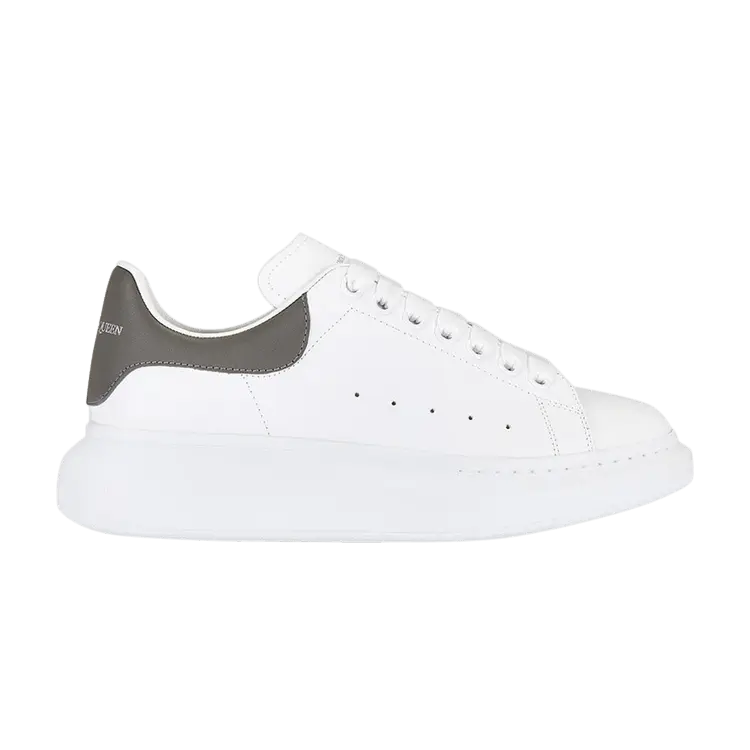 Кроссовки Alexander McQueen Oversized Sneaker, White Cool Grey
Кроссовки Alexander McQueen Oversized Sneaker, White Cool Grey