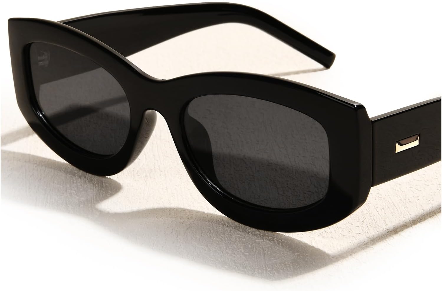 Поляризованные солнцезащитные очки-клипсы с откидной застежкой, надеваемые поверх очков с диоптриями, для женщин и мужчин, с защитой от УФ-излучения UV400 и антибликовым покрытием Thryvox, Black
Поляризованные солнцезащитные очки-клипсы с откидной застежкой, надеваемые поверх очков с диоптриями, для женщин и мужчин, с защитой от УФ-излучения UV400 и антибликовым покрытием Thryvox, Black