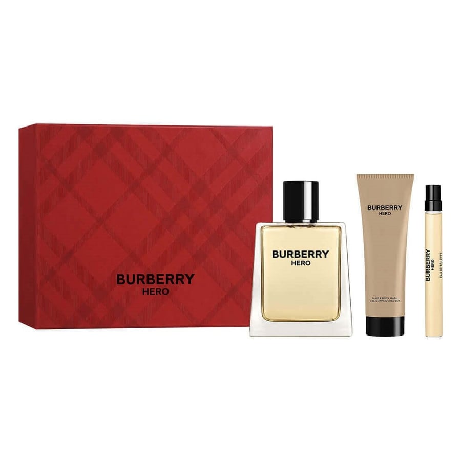 Набор косметики Burberry Hero, 3 предмета.
Набор косметики Burberry Hero, 3 предмета.