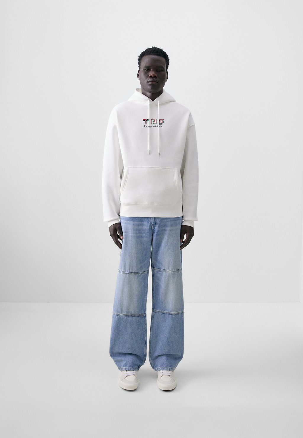 Толстовка SUPER GRAPHIC HOODIE The New Originals, белый
Толстовка SUPER GRAPHIC HOODIE The New Originals, белый