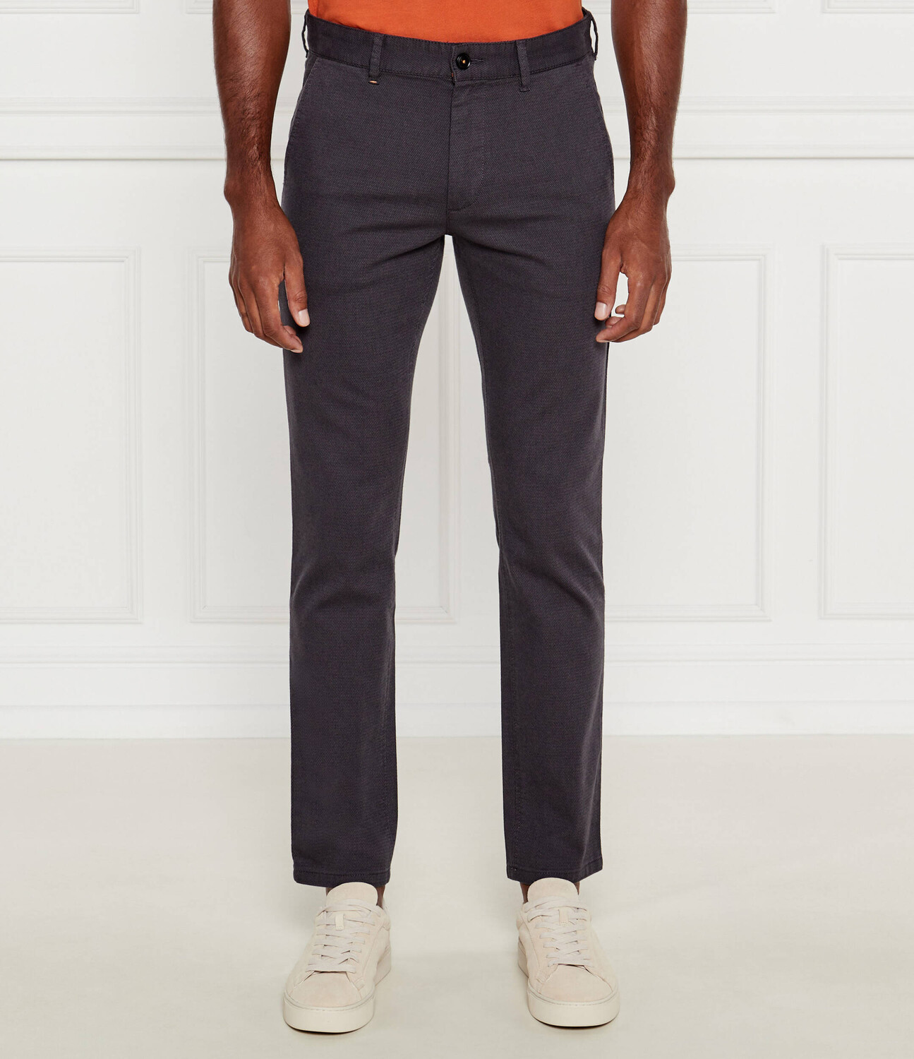 Брюки BOSS ORANGE chino Slim Fit, цвет grafite
Брюки BOSS ORANGE chino Slim Fit, цвет grafite