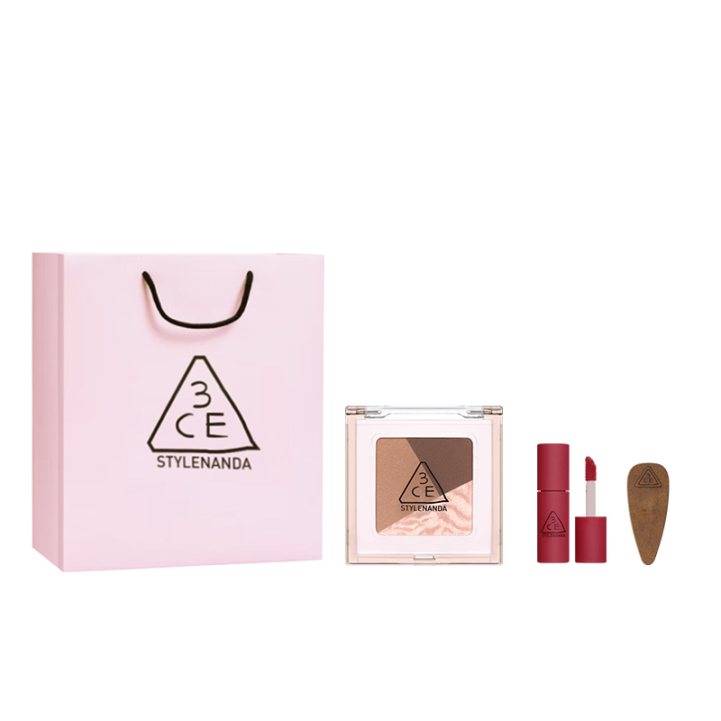 Тени для век Block три цвета Natural Clear 3CE
Тени для век Block три цвета Natural Clear 3CE