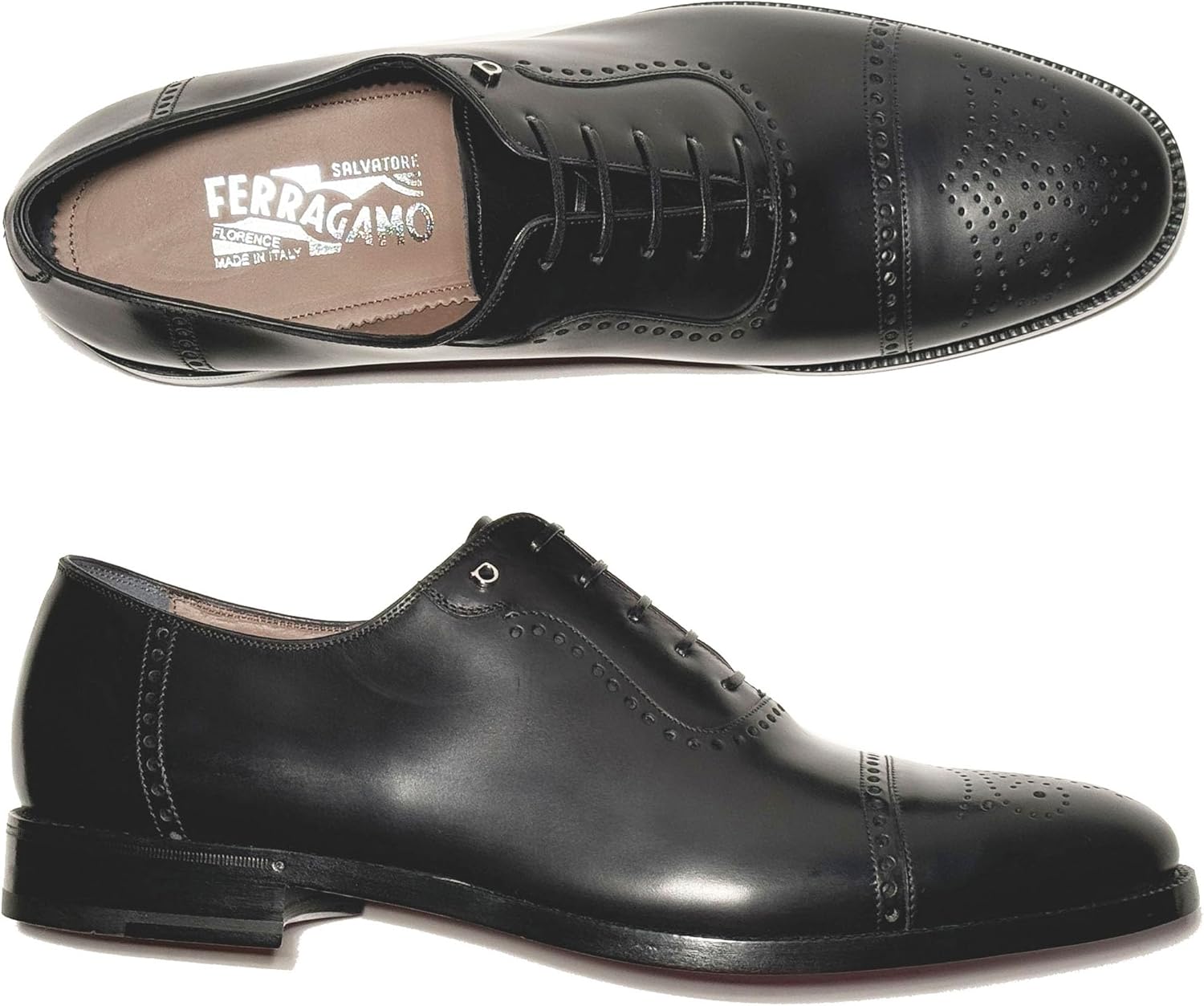 Мужские классические туфли Oxford Ferragamo LANNON черные из кожи с кап-то носком и брогированием, Gancini, Nero
Мужские классические туфли Oxford Ferragamo LANNON черные из кожи с кап-то носком и брогированием, Gancini, Nero