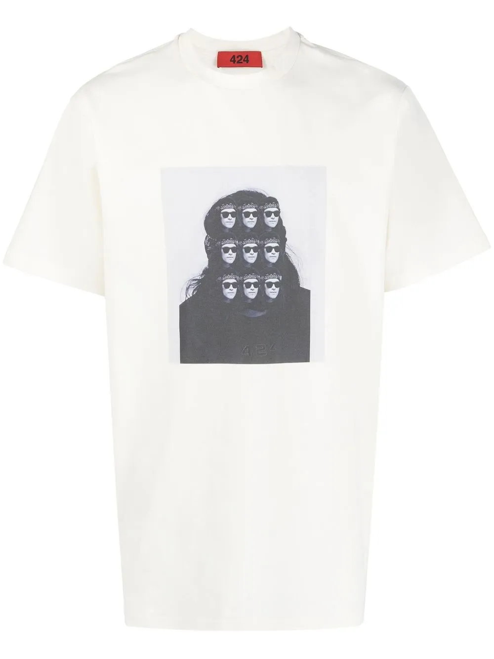 Футболка с графическим принтом 424, нейтральный
Футболка с графическим принтом 424, нейтральный