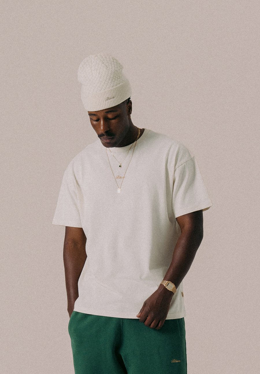 Футболка BLKVIS SCRIPT UNISEX, Antique White/Off-White
Футболка BLKVIS SCRIPT UNISEX, Antique White/Off-White