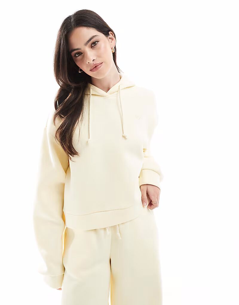 Толстовка Miss Selfridge с открытыми плечами, цвет "масло"
Толстовка Miss Selfridge с открытыми плечами, цвет "масло"