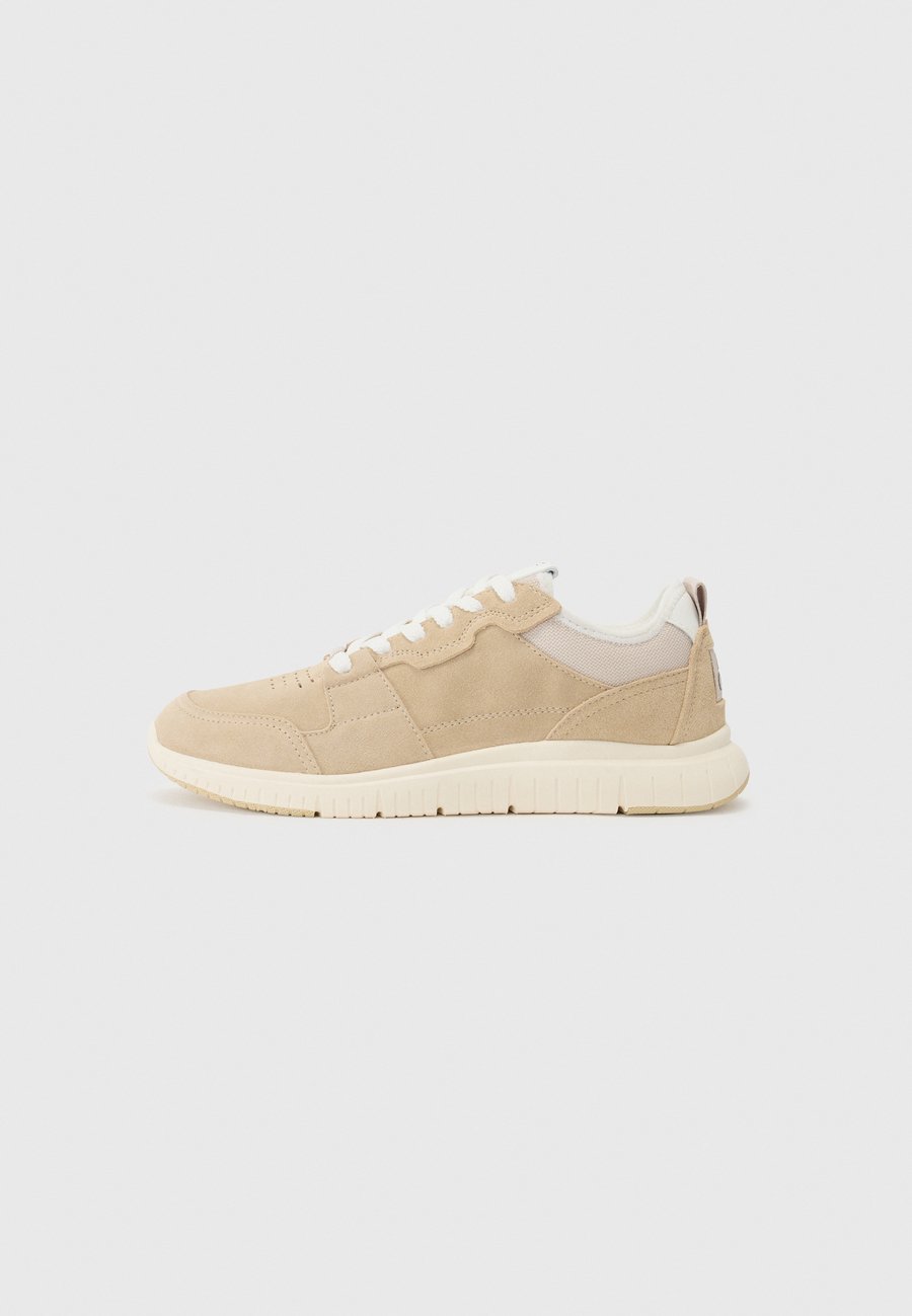 Кроссовки Marc O'Polo NICLAS, Sesame/Dapple Gray/Camel
Кроссовки Marc O'Polo NICLAS, Sesame/Dapple Gray/Camel