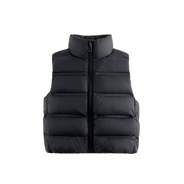 Детский жилет-пуховик MARC&JANIE, черный
Детский жилет-пуховик MARC&JANIE, черный