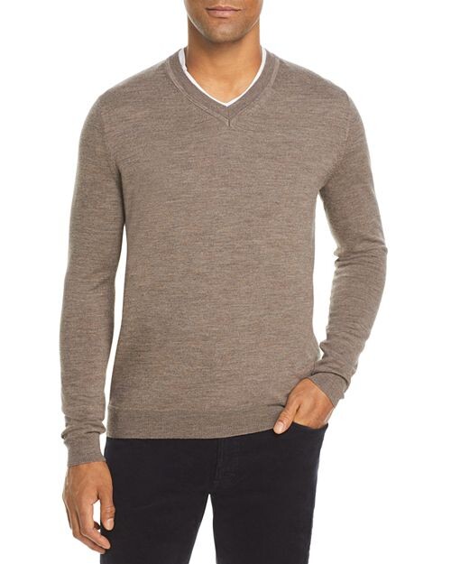 Свитер из шерсти мериноса с V-образным вырезом The Men's Store at Bloomingdale's, цвет Gray
Свитер из шерсти мериноса с V-образным вырезом The Men's Store at Bloomingdale's, цвет Gray