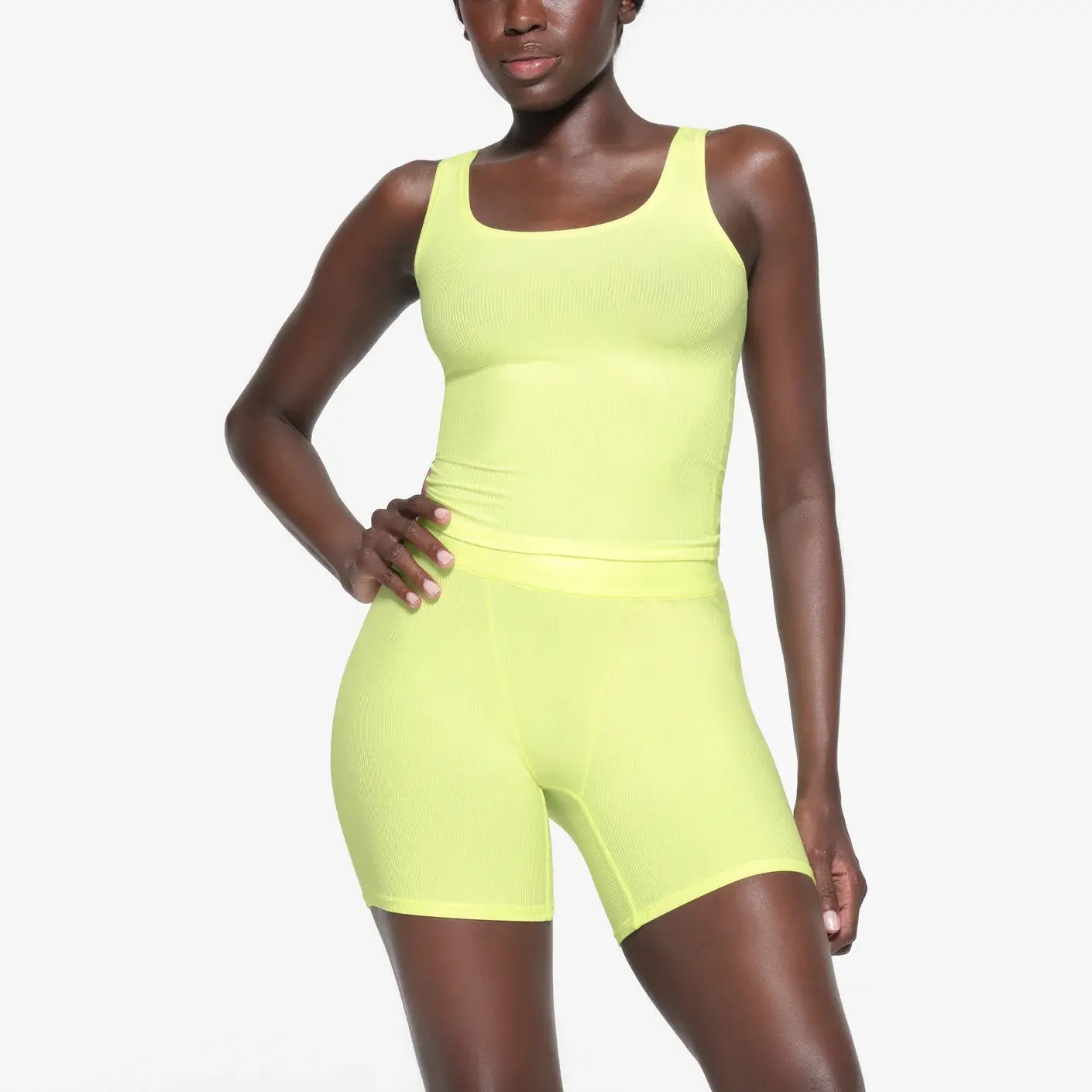 Жилет женский LEMONADE/ лимонно-желтый Skims
Жилет женский LEMONADE/ лимонно-желтый Skims