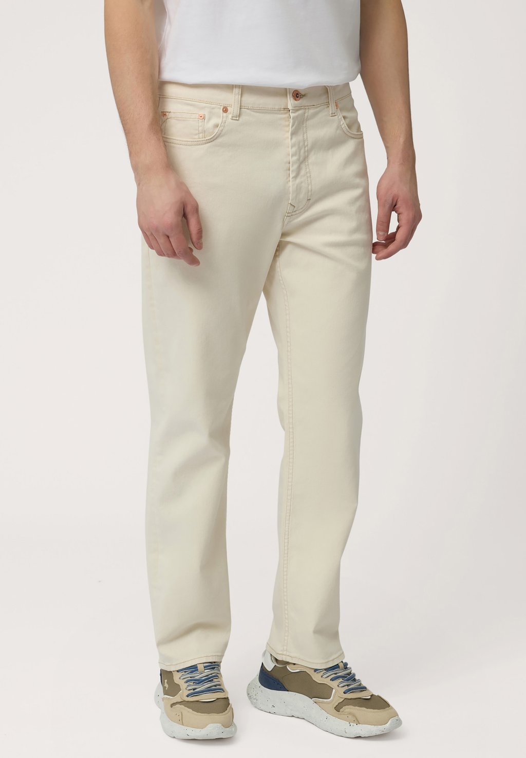 Джинсы прямого кроя TASCHE Harmont & Blaine, кремовый
Джинсы прямого кроя TASCHE Harmont & Blaine, кремовый