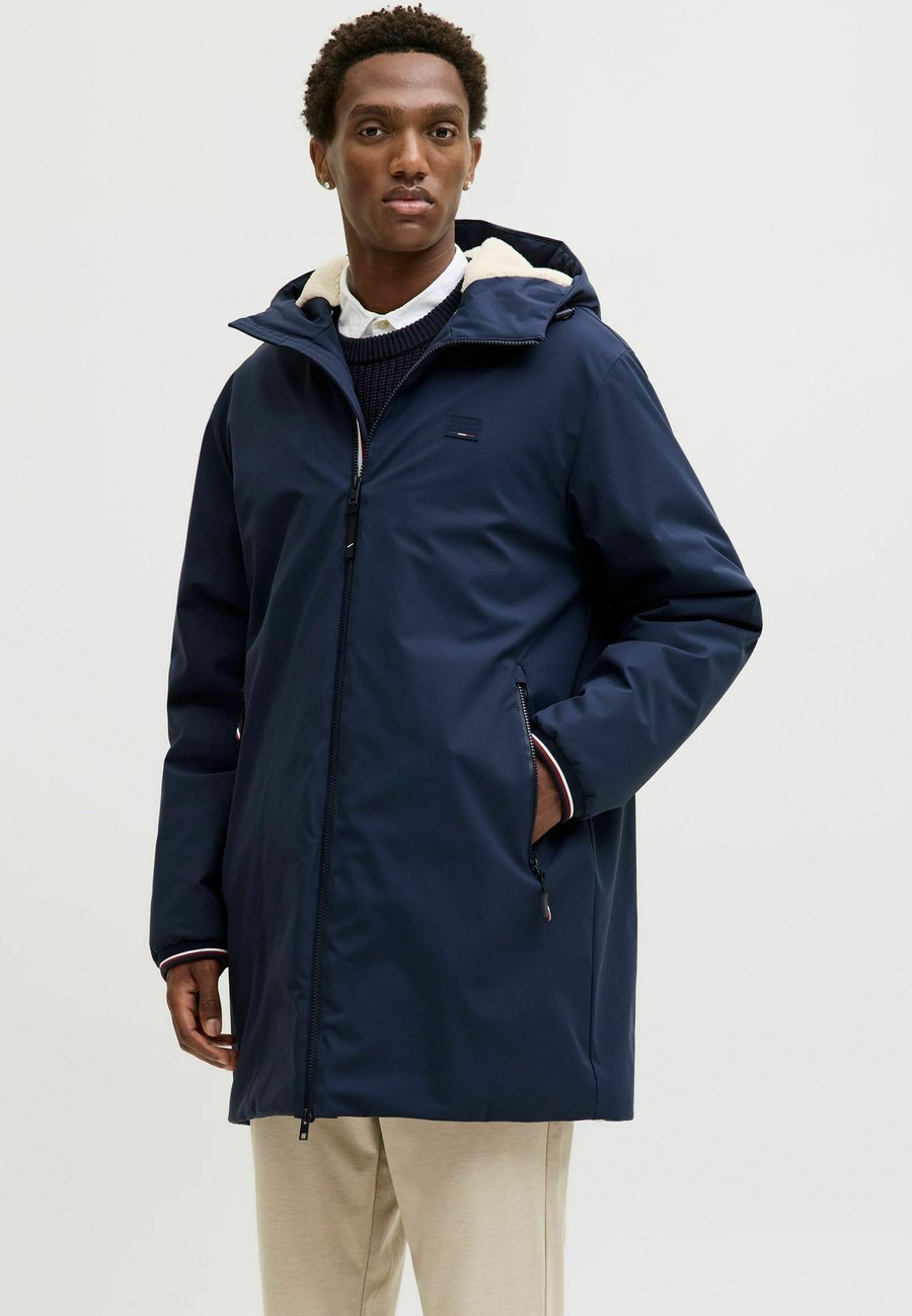 Пальто Jack & Jones PREMIUM Parka, Navy Blazer/Dark Blue
Пальто Jack & Jones PREMIUM Parka, Navy Blazer/Dark Blue
