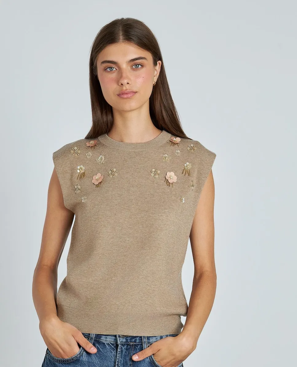 Женская майка без рукавов с цветочными бусинами Alma en Pena, бежевый
Женская майка без рукавов с цветочными бусинами Alma en Pena, бежевый