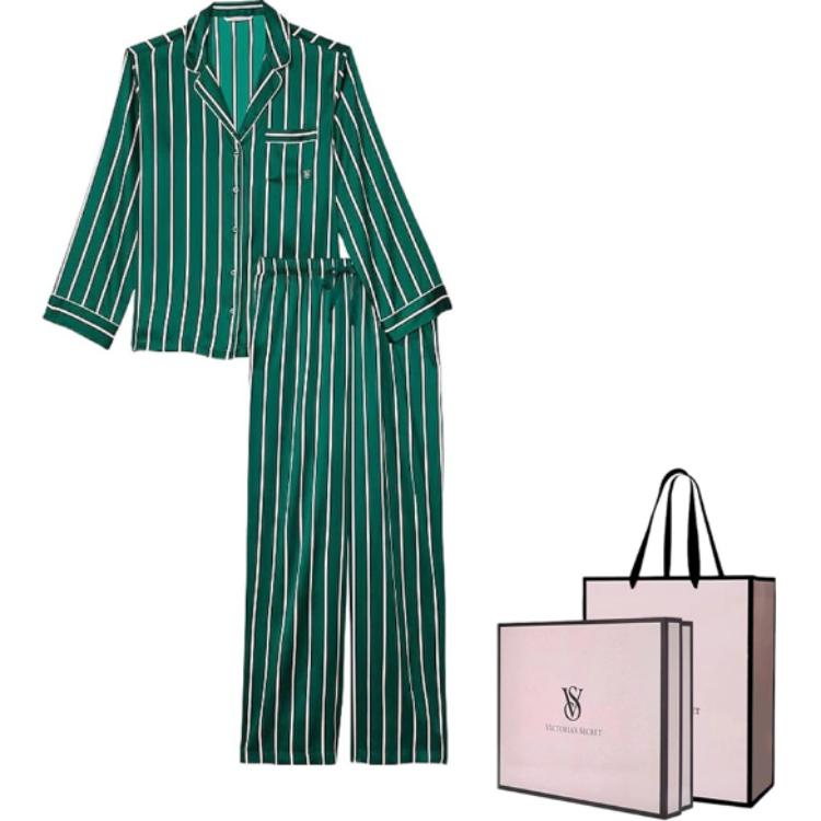 Сатиновый комплект пижамы длинный Женский Зеленый в полоску Victoria's Secret, Подарочный набор (Базовый комплект+Оригинальная коробка+Подарочный пакет)
Сатиновый комплект пижамы длинный Женский Зеленый в полоску Victoria's Secret, Подарочный набор (Базовый комплект+Оригинальная коробка+Подарочный пакет)
