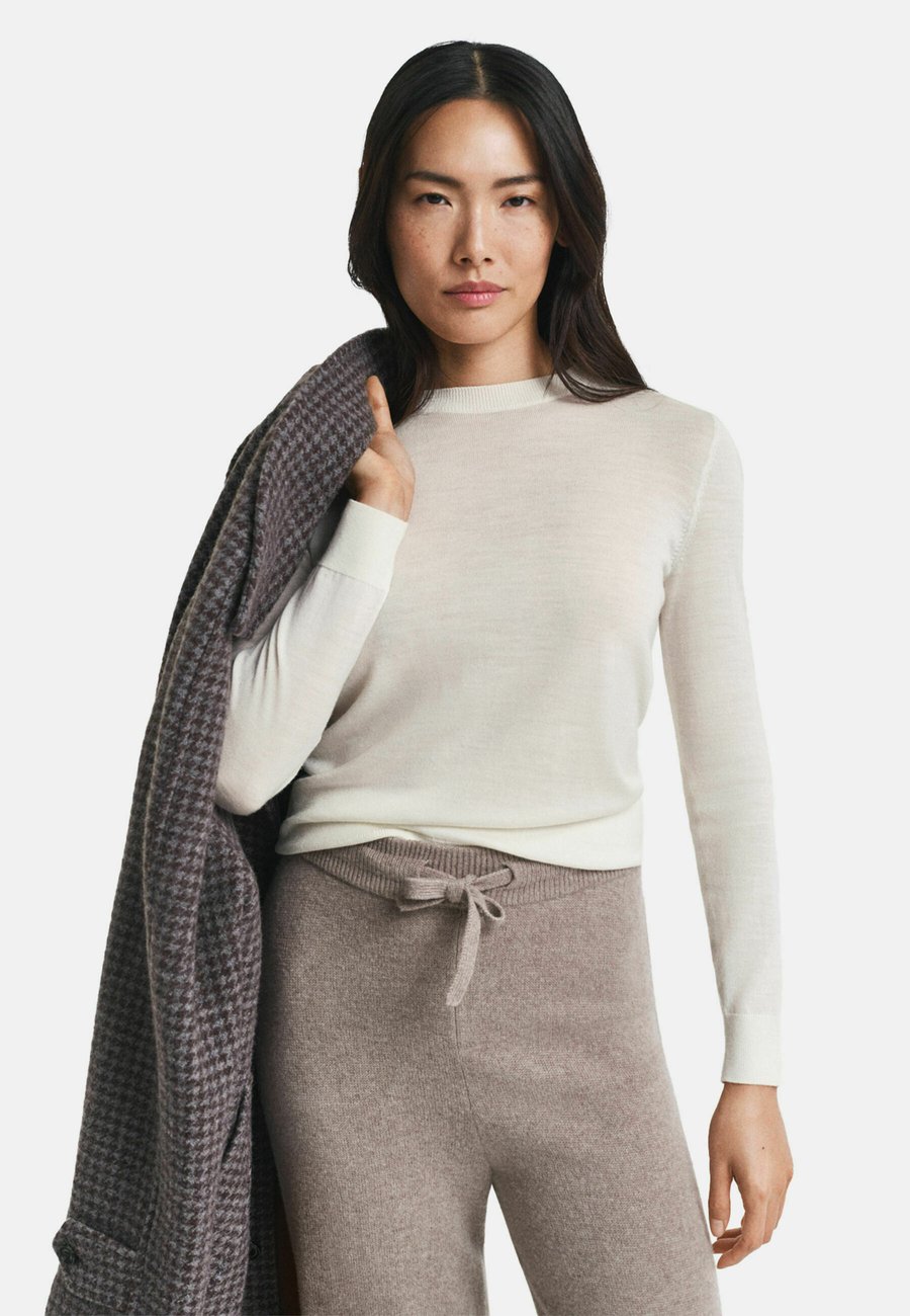 Джемпер GANT CREW NECK , Cream/Beige
Джемпер GANT CREW NECK , Cream/Beige