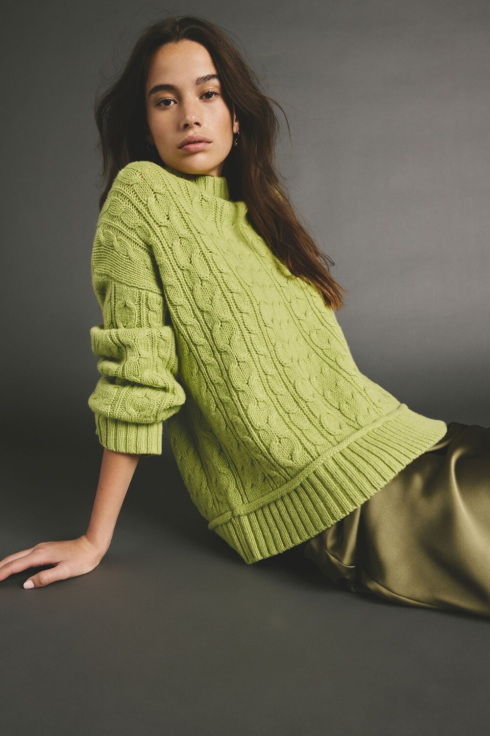 Джемпер из 100% овечьей шерсти премиум класса, связанный косами Next, зеленый
Джемпер из 100% овечьей шерсти премиум класса, связанный косами Next, зеленый