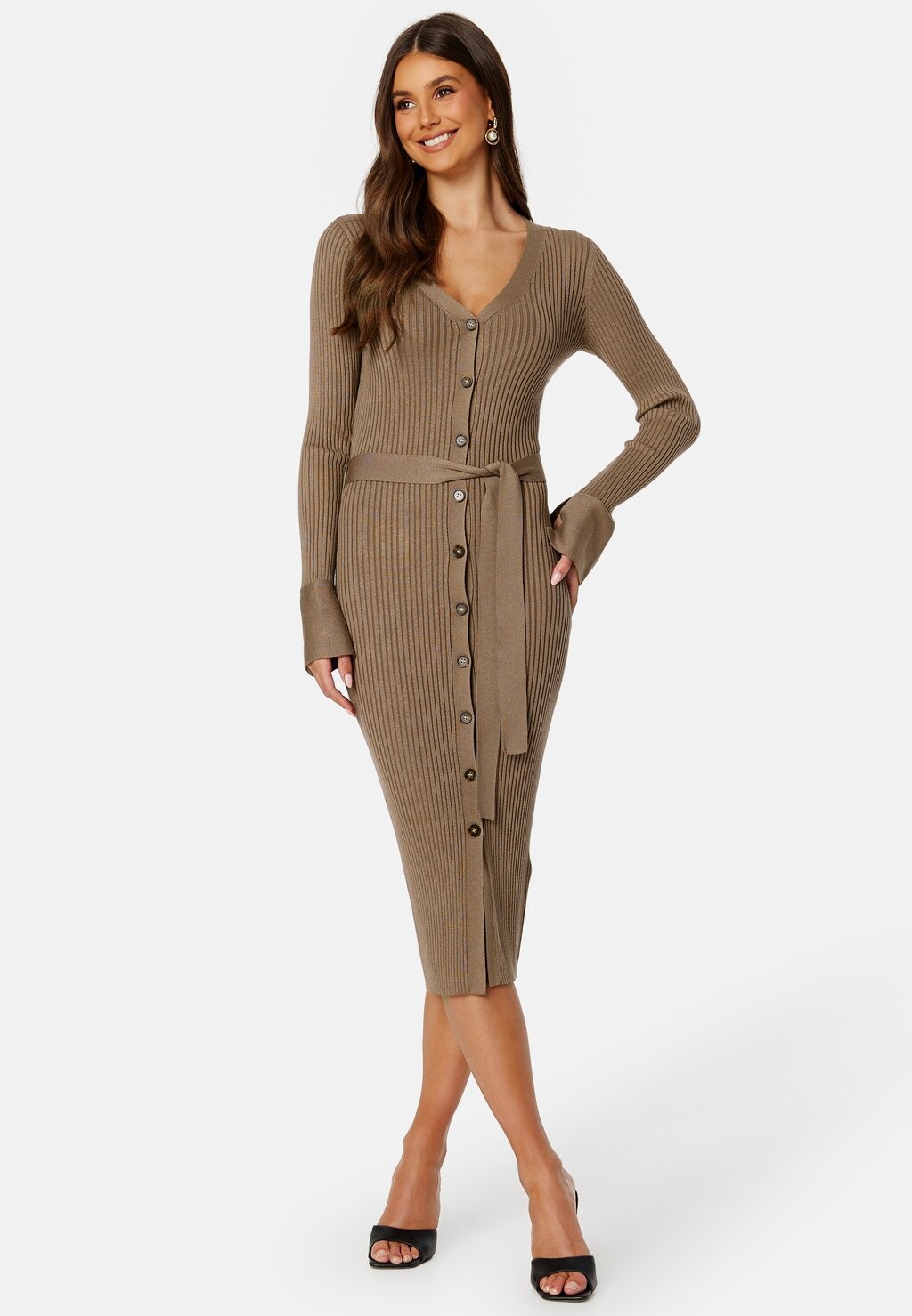 Трикотажное платье Stevie Bubbleroom, цвет light brown
Трикотажное платье Stevie Bubbleroom, цвет light brown