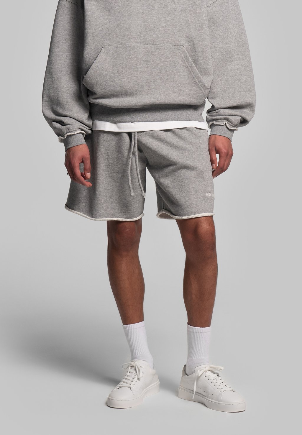 Шорты ITO - Tracksuit bottoms WRSTBHVR, серый 
Шорты ITO - Tracksuit bottoms WRSTBHVR, серый