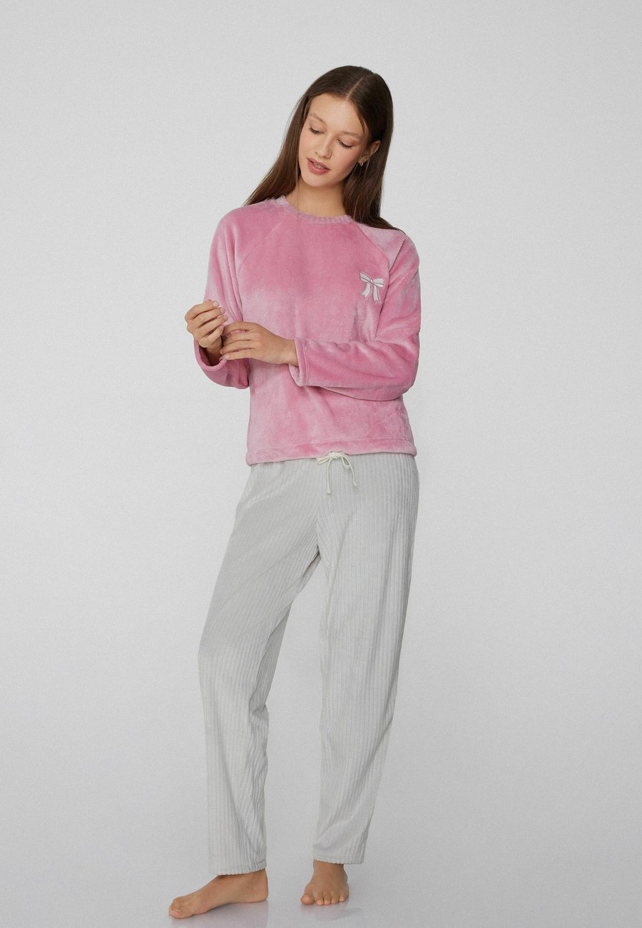 Пижамный комплект Tezenis SET, Pink
Пижамный комплект Tezenis SET, Pink