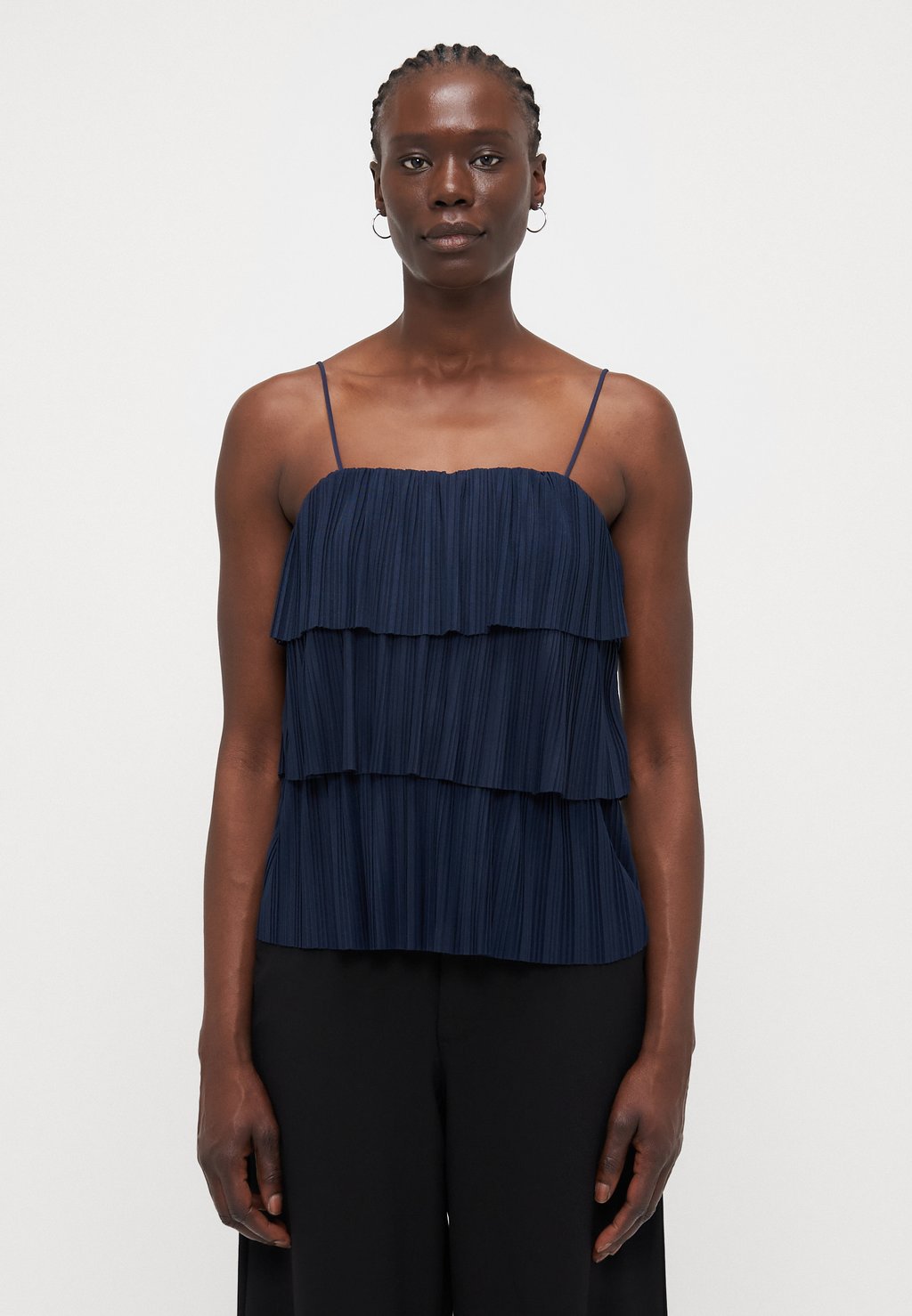 Топ ONLSHEA ONLY Tall, темно-синий
Топ ONLSHEA ONLY Tall, темно-синий