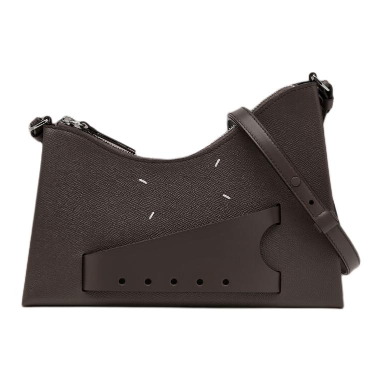 Кожаная сумка через плечо на ремне женская кофейная Maison Margiela
Кожаная сумка через плечо на ремне женская кофейная Maison Margiela