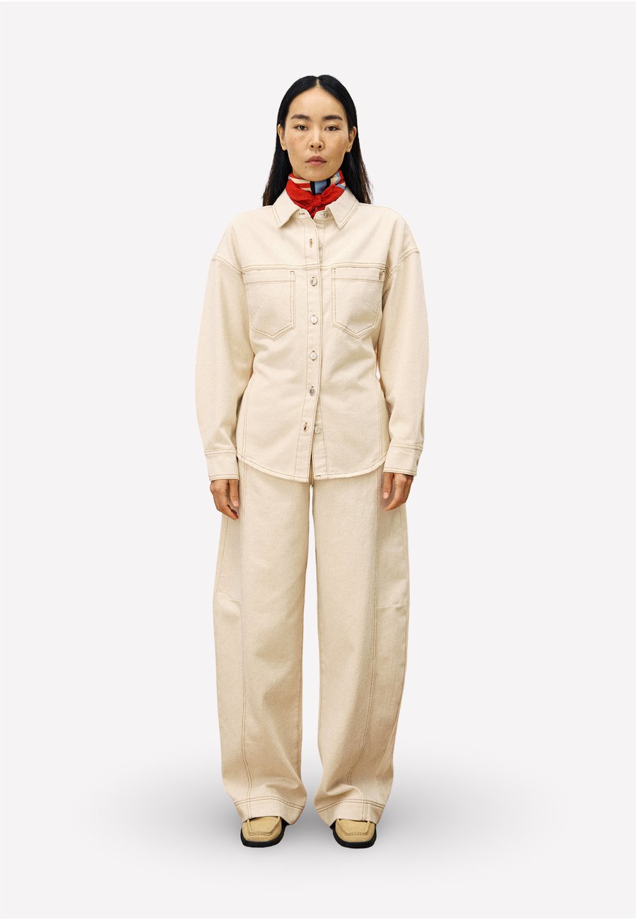 Блуза FRNCH DURAS, Creme/Off-White
Блуза FRNCH DURAS, Creme/Off-White