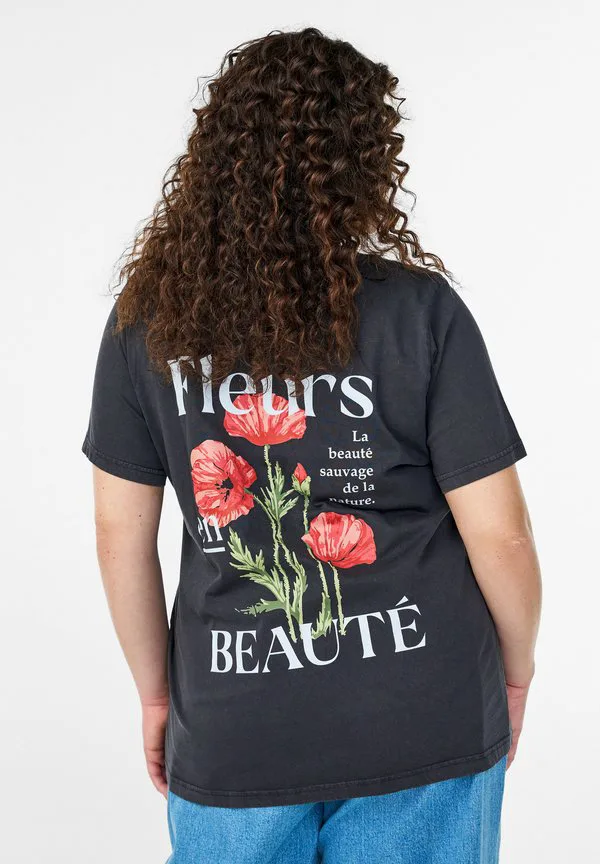 Футболка с принтом auf vorder und rückseite Zizzi, D. Grey Washed Fleur, Серый, Футболка с принтом auf vorder und rückseite Zizzi, D. Grey Washed Fleur
Футболка с принтом auf vorder und rückseite Zizzi, D. Grey Washed Fleur, Серый, Футболка с принтом auf vorder und rückseite Zizzi, D. Grey Washed Fleur